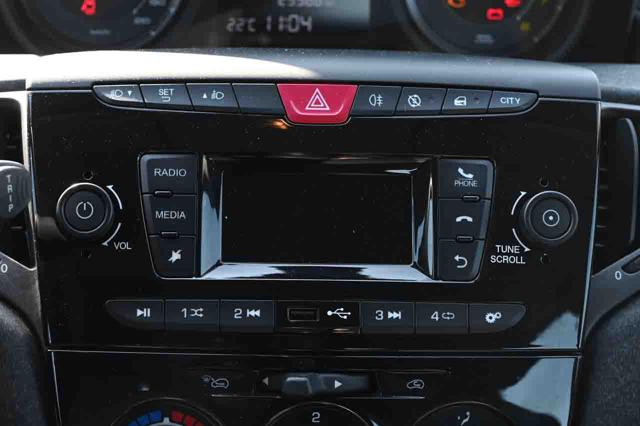 LANCIA Ypsilon usata, con USB