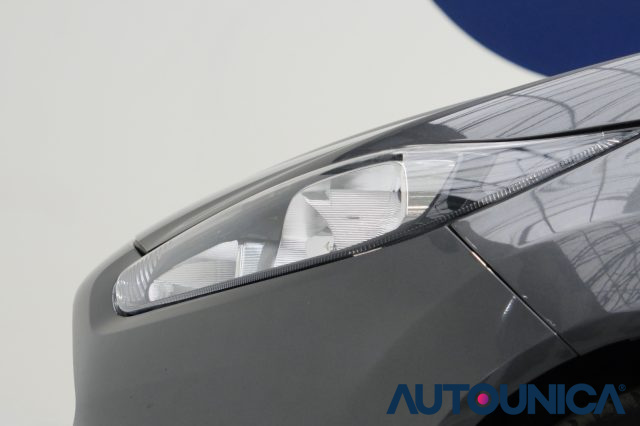 FORD Fiesta usata, con Bluetooth