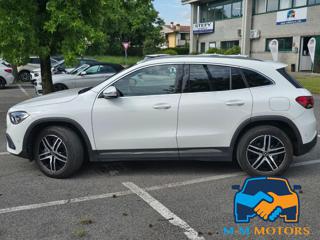 MERCEDES-BENZ GLA 200 usata, con Chiusura centralizzata