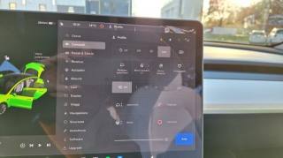TESLA Model 3 usata, con Servosterzo