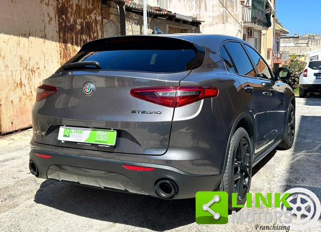 ALFA ROMEO Stelvio usata 13