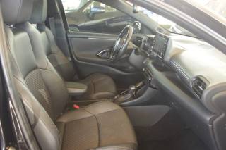 TOYOTA Yaris usata, con Cruise Control