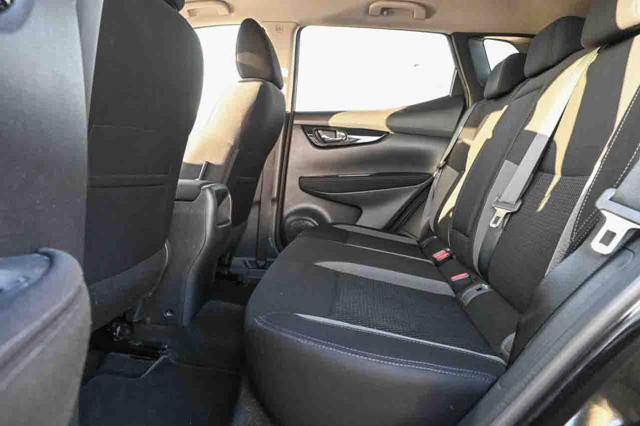 NISSAN Qashqai usata, con Controllo automatico clima