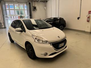 PEUGEOT 208 usata, con Airbag