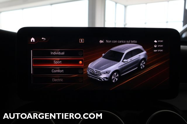 MERCEDES-BENZ GLC 300 usata, con Regolazione elettrica sedili