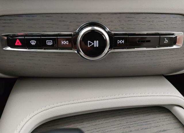 VOLVO XC90 usata, con Sedile posteriore sdoppiato