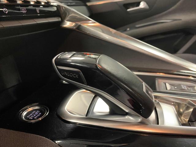 PEUGEOT 3008 usata, con Touch screen