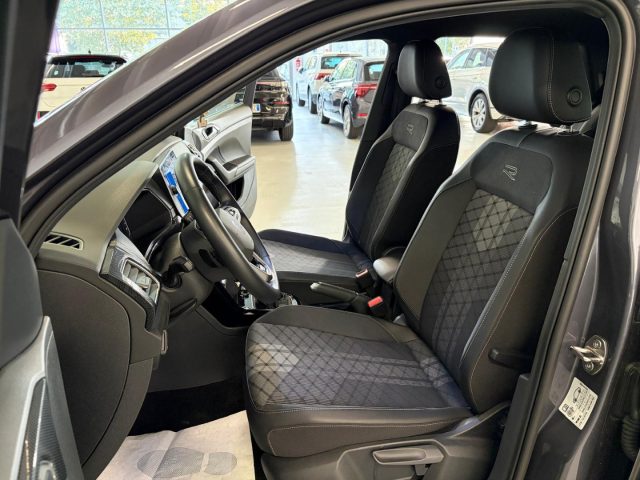 VOLKSWAGEN T-Cross usata, con Sedile posteriore sdoppiato