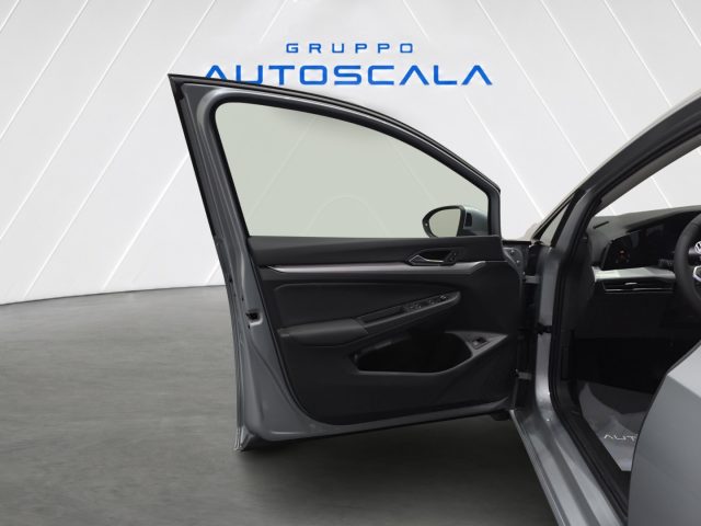 VOLKSWAGEN Golf usata, con Chiusura centralizzata