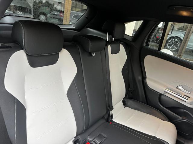 MERCEDES-BENZ GLA 200 usata, con Fendinebbia