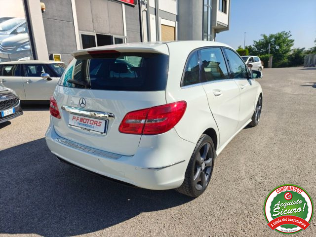 MERCEDES-BENZ B 180 usata, con Alzacristalli elettrici