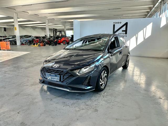 HYUNDAI i20 usata, con Airbag laterali