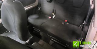 TOYOTA Yaris usata 5