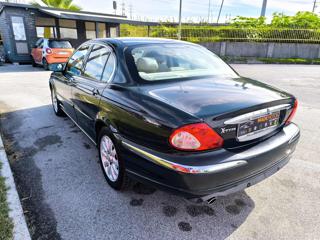 JAGUAR X-Type usata, con Alzacristalli elettrici