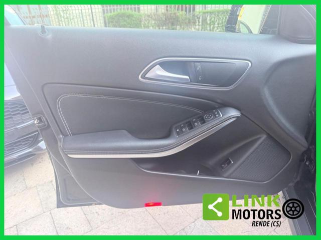 MERCEDES-BENZ GLA 200 usata, con Volante multifunzione