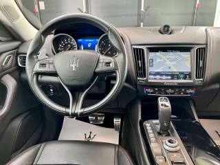 MASERATI Levante usata, con Park Distance Control