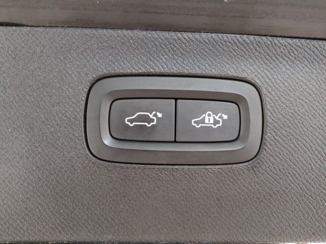 VOLVO XC90 usata, con Climatizzatore