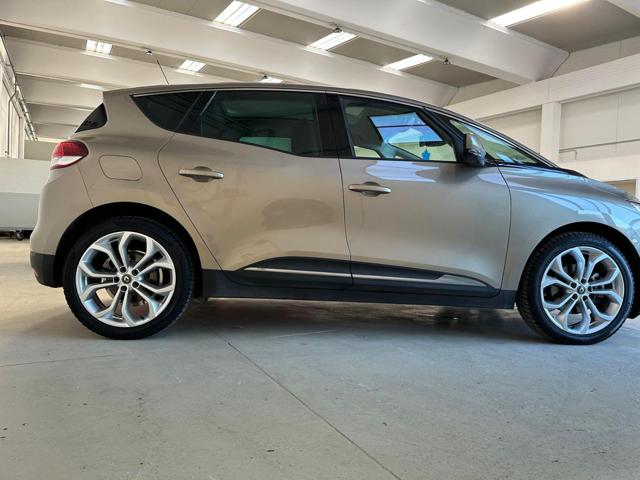 RENAULT Scenic usata, con Cerchi in lega