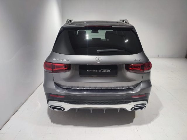 MERCEDES-BENZ GLB 220 usata, con Alzacristalli elettrici