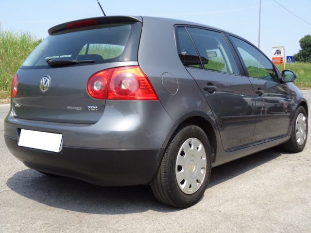 VOLKSWAGEN Golf usata, con Airbag
