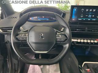 PEUGEOT 5008 usata, con Sedile posteriore sdoppiato