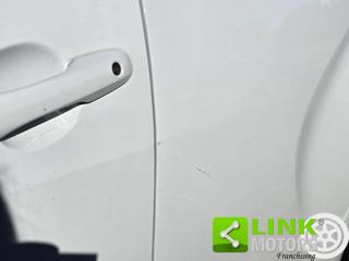 TOYOTA Yaris usata, con Start/Stop Automatico