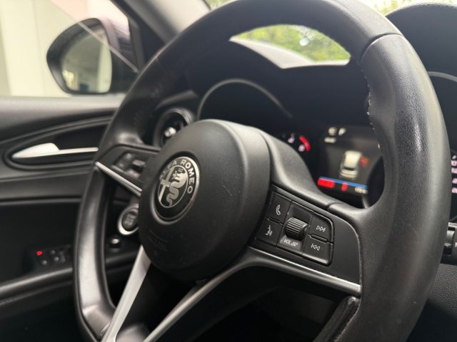 ALFA ROMEO Stelvio usata, con Regolazione elettrica sedili