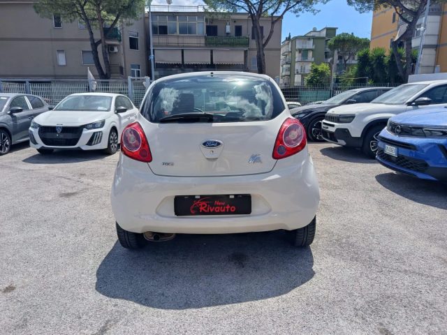 FORD Ka+ usata, con Alzacristalli elettrici