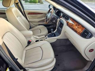JAGUAR X-Type usata, con Boardcomputer
