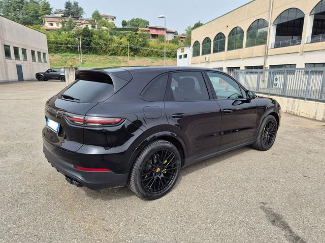 PORSCHE Cayenne usata, con Autoradio