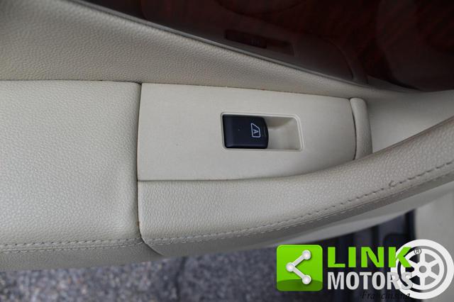 INFINITI FX37 usata 28