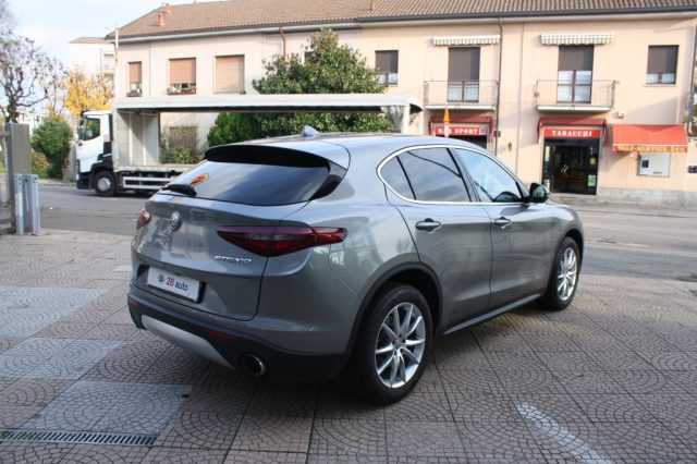 ALFA ROMEO Stelvio usata, con Autoradio