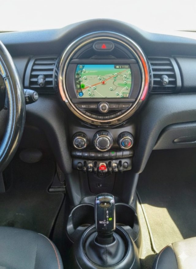 MINI One usata, con Controllo automatico clima