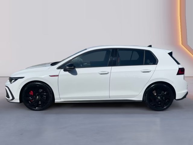 VOLKSWAGEN Golf usata, con Airbag