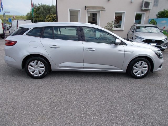 RENAULT Megane usata, con Alzacristalli elettrici