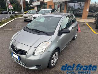 TOYOTA Yaris II 1.0 3 porte