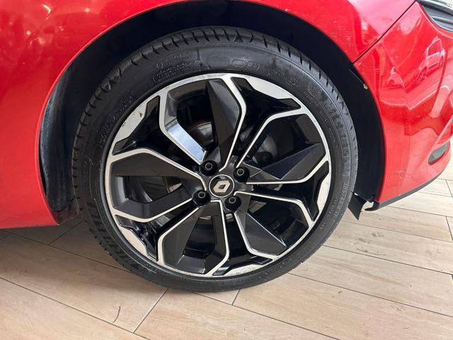 RENAULT Clio usata, con Touch screen