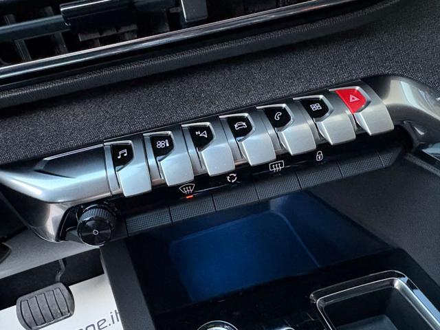 PEUGEOT 3008 usata, con Vetri oscurati