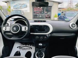 RENAULT Twingo usata, con Volante in pelle
