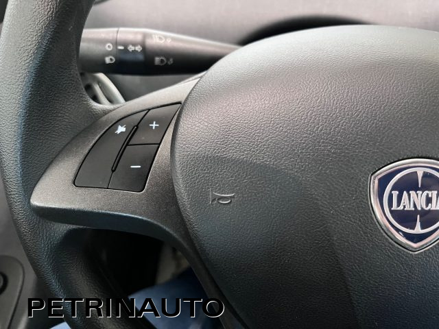 LANCIA Ypsilon usata, con Touch screen