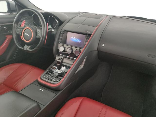 JAGUAR F-Type usata, con Touch screen