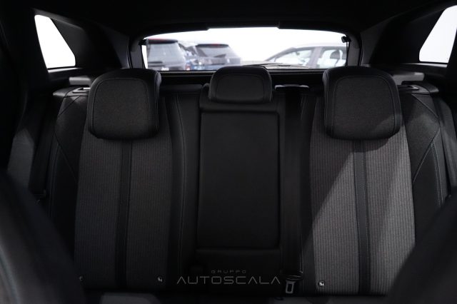 PEUGEOT 3008 usata, con Sensori di parcheggio posteriori