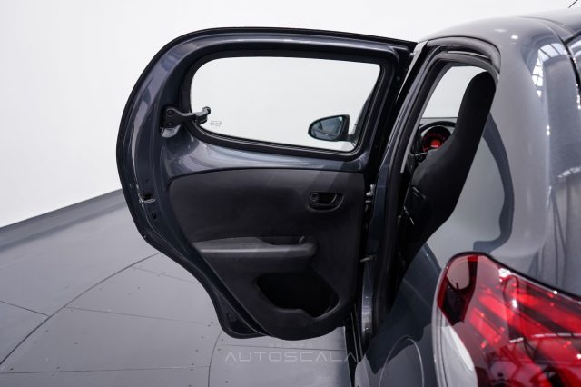 PEUGEOT 108 usata, con Airbag testa