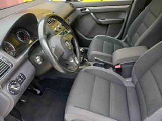 VOLKSWAGEN Touran usata, con ESP