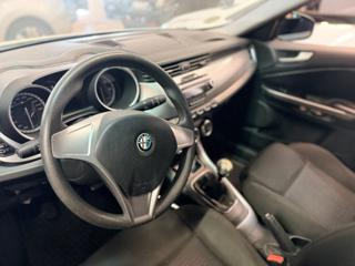 ALFA ROMEO Giulietta usata, con Autoradio