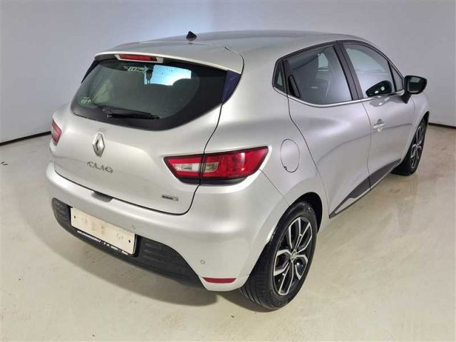 RENAULT Clio usata, con Airbag