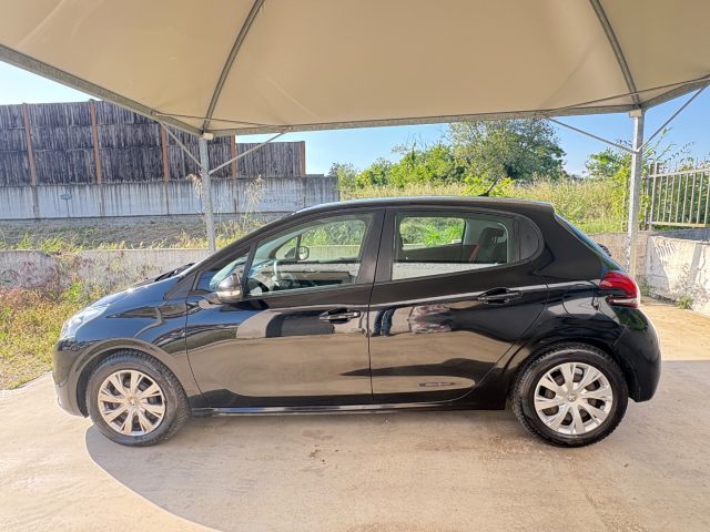 PEUGEOT 208 usata, con Boardcomputer