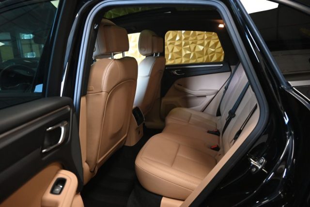 PORSCHE Macan usata 29