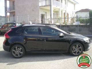 VOLVO V40 Cross Country usata, con Climatizzatore