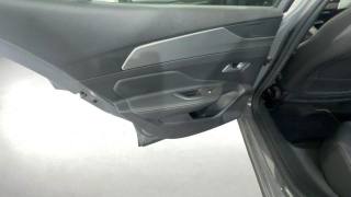 PEUGEOT 408 usata, con Volante in pelle